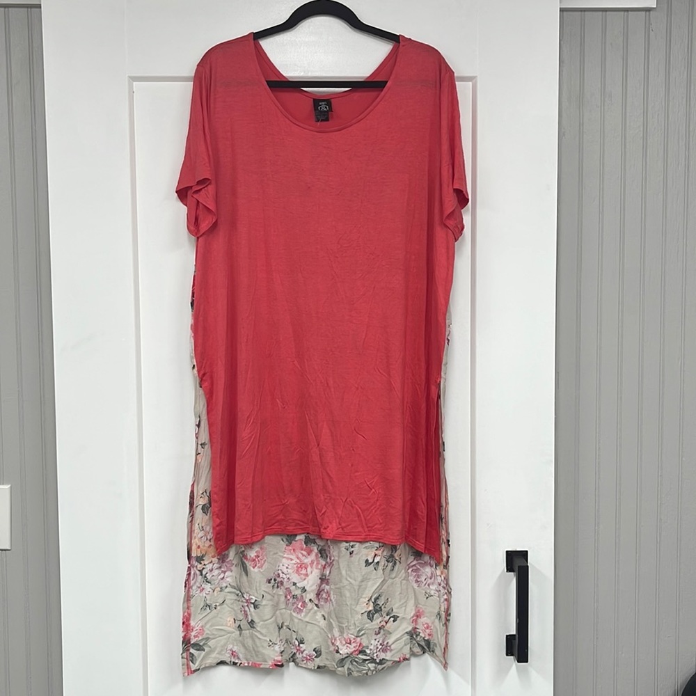 High low boutique shirt - coralish pink front with flowers on the back
